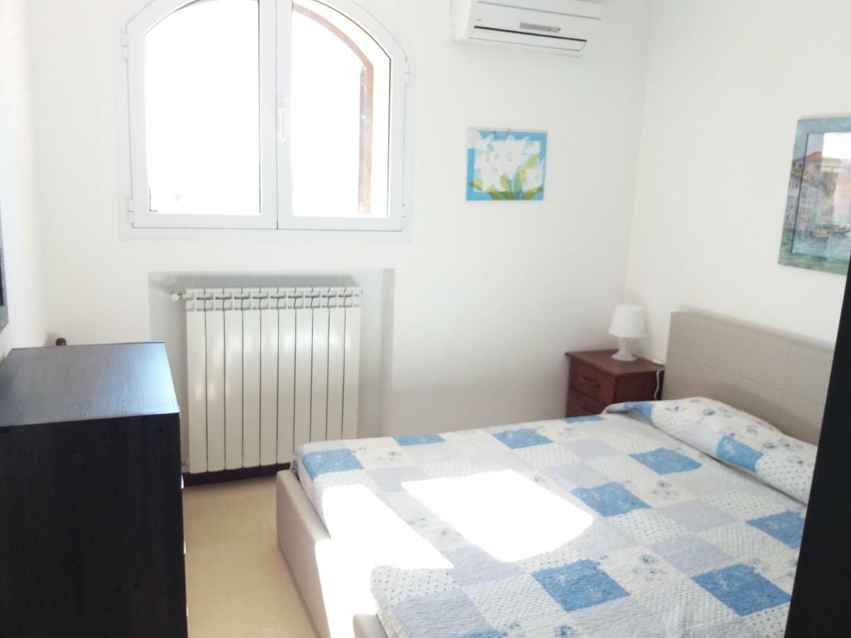 Villa Del Mare Ligure Elvezia Santo Stefano al Mare Bagian luar foto